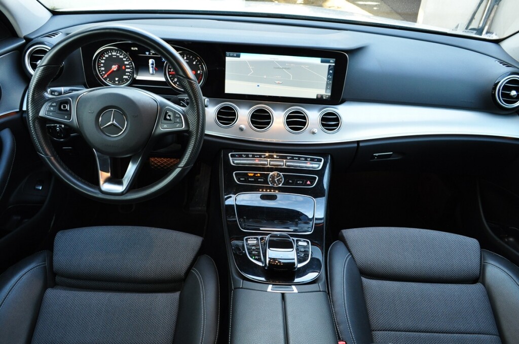 MercedesBenz E 220d T 9GTronic SE Edition 18 AG Bilar