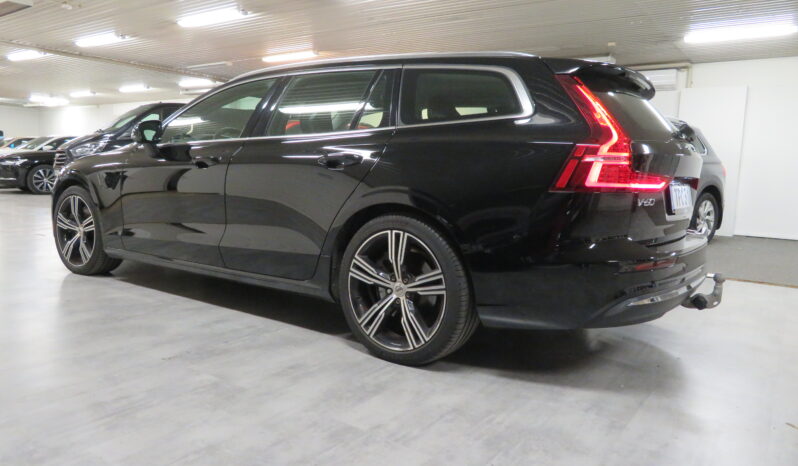 Volvo V60 Recharge T6 full