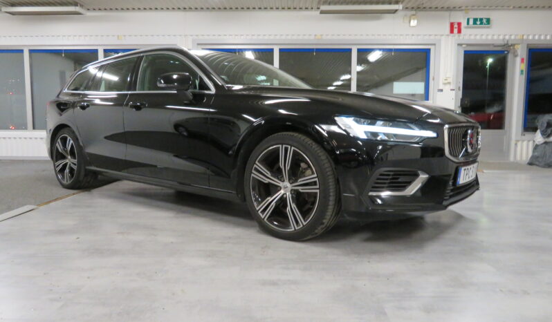 Volvo V60 Recharge T6 full