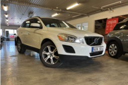 Volvo XC60 D4 AWD Momentum