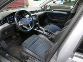 Passat GTE Drag / Digital display / Navigation